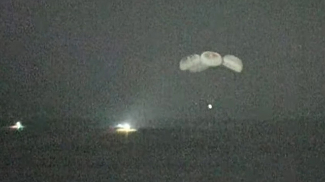 Nattlig hjemkomst for Crew-1*